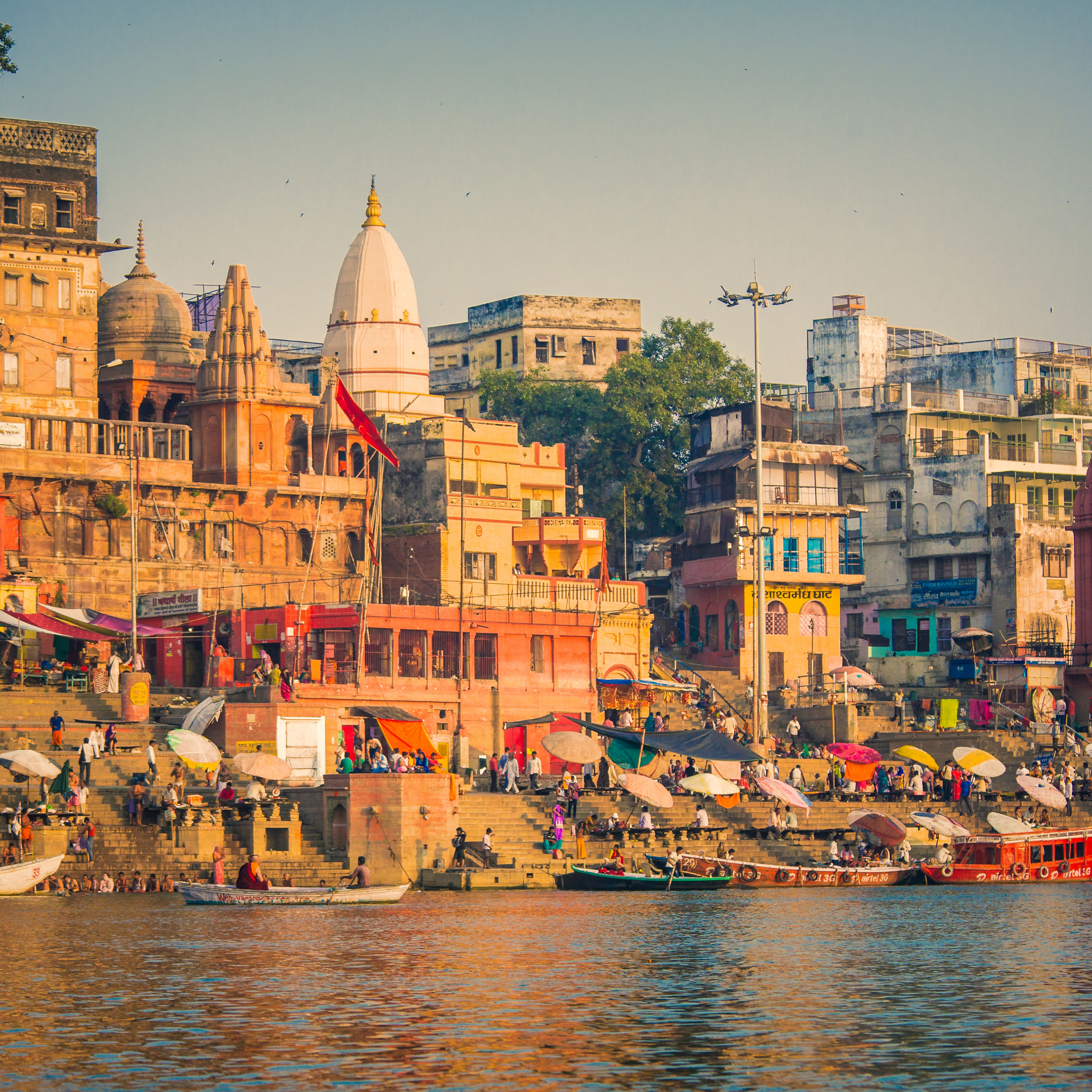 Mehr über den Artikel erfahren Geschichte der Werbung in Indien: Von der kolonialen Presse zum digitalen und regionalsprachigen Social Media Marketing