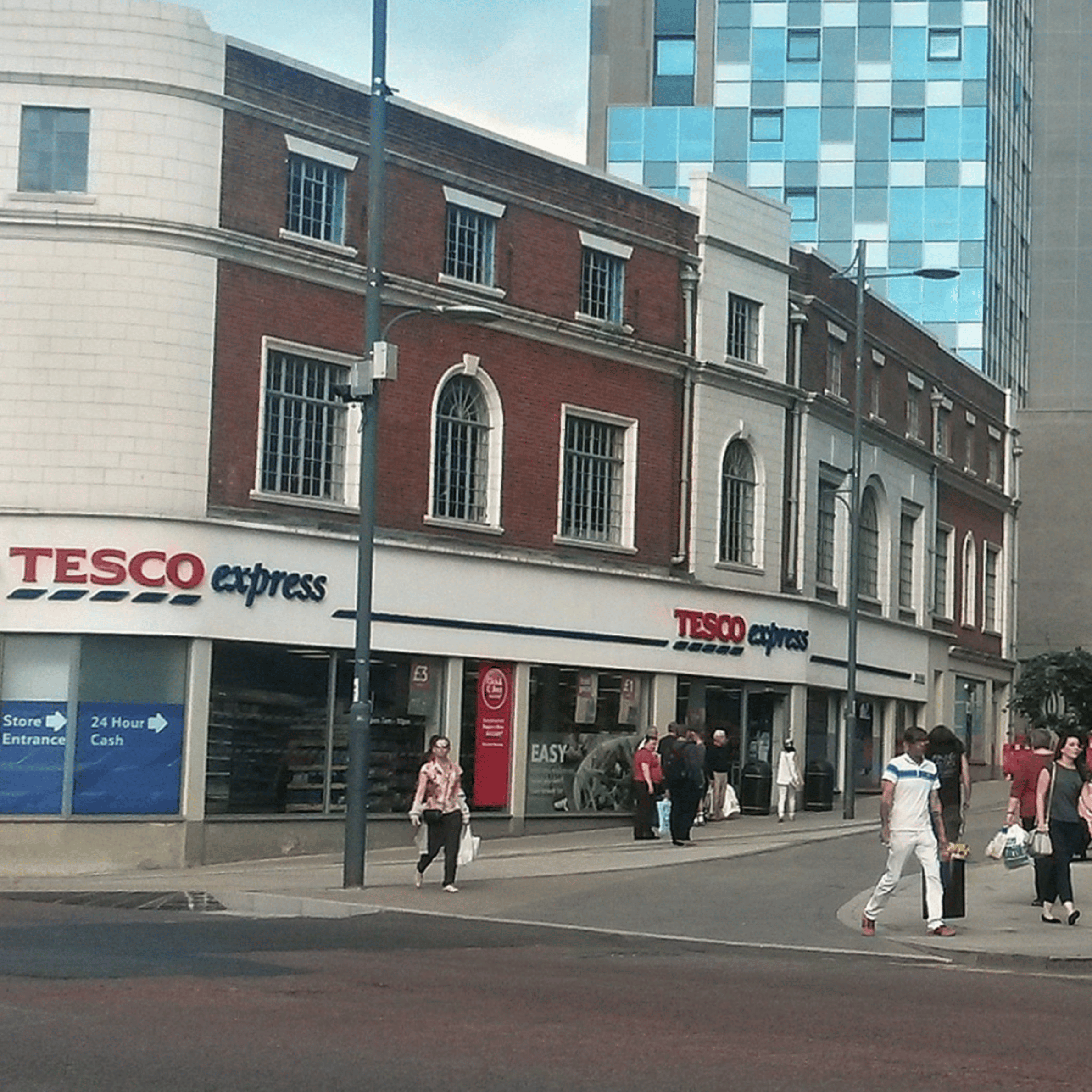 Read more about the article Tesco Marketing History: How a Market Trader Built Britain’s Most Powerful Retail Brand